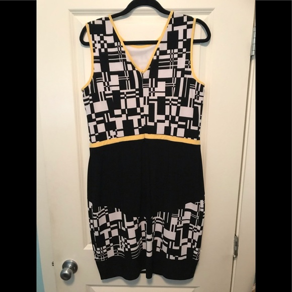 𝅺NEW Joseph Ribkoff Dress - Picture 2 of 3